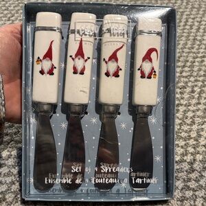 Coco and Lola holiday gnome party spreaders
